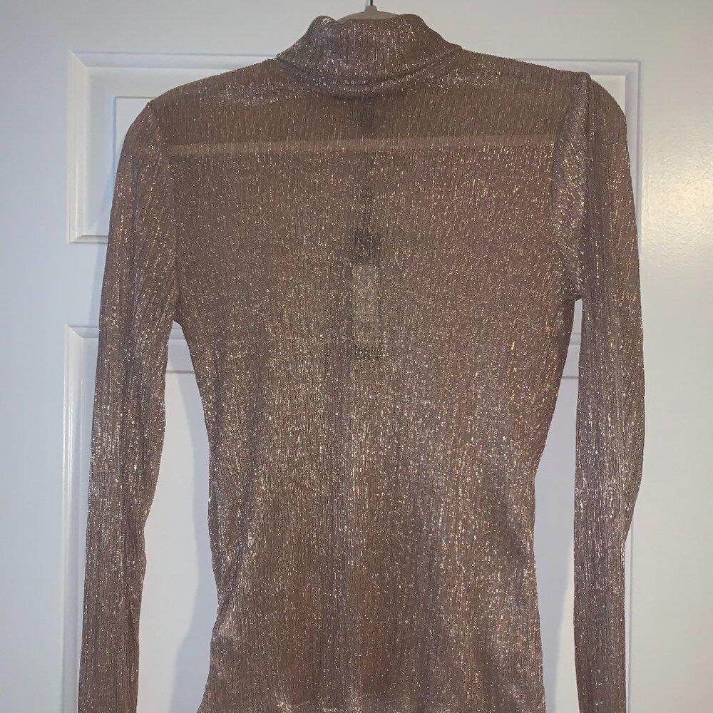 BCBGMAXAZRIA, SHINY COPPER TONE TURTLE NECK SHEER TOP, XS, NWT